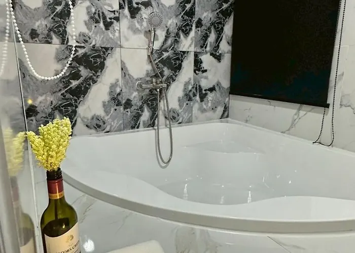Moon Terrace Appart hôtel 3*